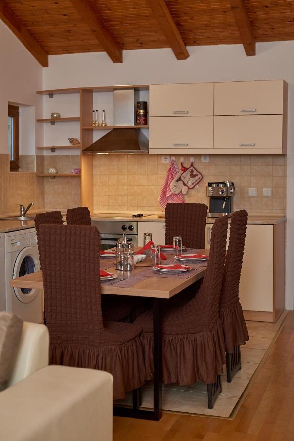 Apartman Kati Prcanj Exterior photo